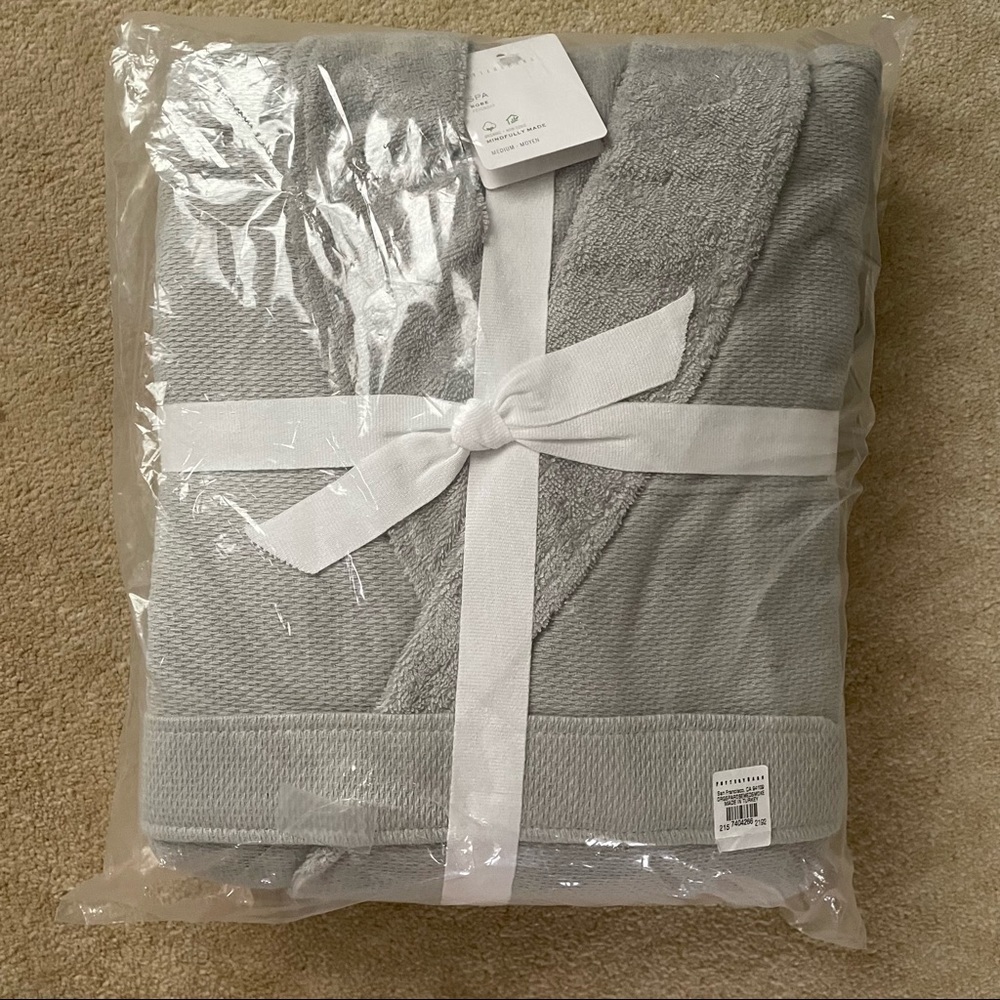 Pottery Barn Organic Spa Robe NWT Medium